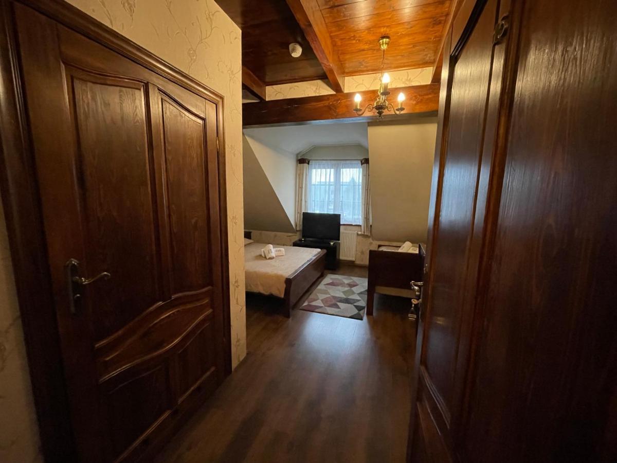 Hotel Tyrol I Restauracja Zycie Gruzji Osielsko 外观 照片