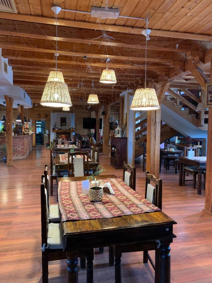 Hotel Tyrol I Restauracja Zycie Gruzji Osielsko 外观 照片